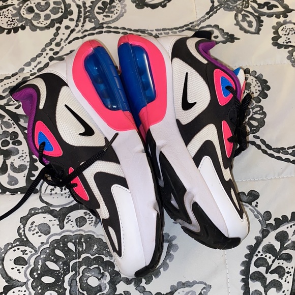 Multi colored Nikes! - Picture 4 of 5